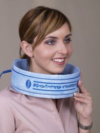 Krční aplikátor pro magnetoterapii